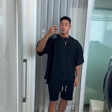 Men New Tshirt Gyms Fitness Splicing Fashion Leisure T-shirt Male Fitness Tees Tight-Fitting Quick Drying Short Sleeved T-shirt