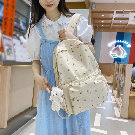 Floral Prints Women Backpack Large CapacitybSchool Bags Travel Backpack Mochilas with Pendants