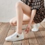 Sneaker Shoes Creative Luxury Embroidered Bee Flats Lovers Shoes Lace-up Leather Skateboard Sneakers