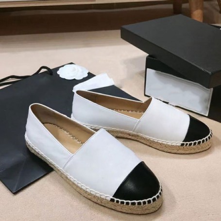 Women's Fashion Loafers Casual Flat Shoes High Quality Leather