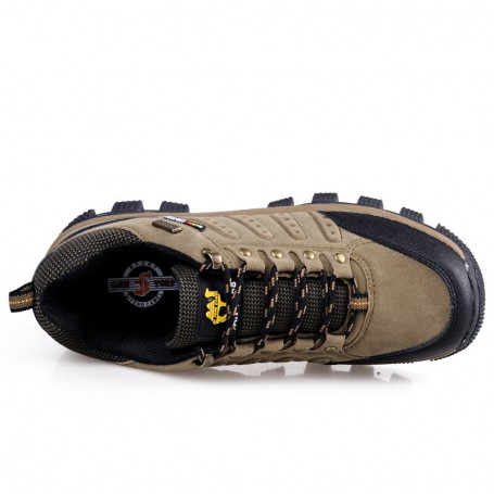 Men Casual Leather Shoes Classic Waterproof High Quality Shoes Women Climbing Shoes Outdoor Sneakers