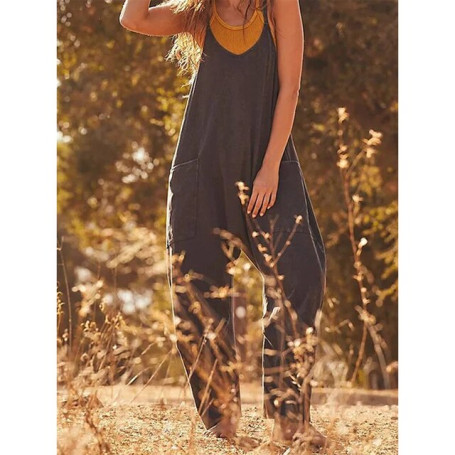 The Hot New Fashion For Women's Clothing In Autumn  Is The Zipper StrapJumpsuit In Solid Color And Wide Butt Pants