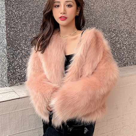 Fashion Faux Fur Jacket Long Sleeve V Neck Fluffy Overcoat Woman High Quality Cropped Plush Coat