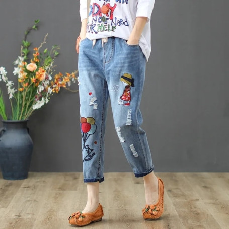 Women's Jeans Embroidery Ripped Capris Straight Leg Pants Streetwear Vintage Cute Plus Size 4XL Denim Trousers