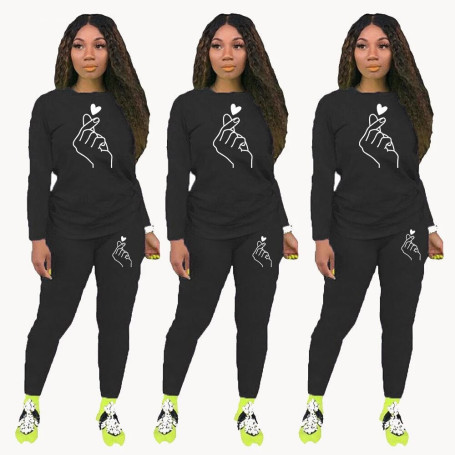 Oversized Tracksuit Women Heart Print Hoodies + Pants 2 Piec Set