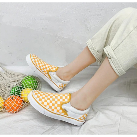 Canvas shoes trendy fashionable couple shoes Unisex
