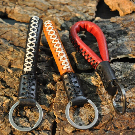 Classic Hand-knit Leather Keychain Creative Couple Schoolbag Key Ring Llaveros Pendant Real Cowhide Car Accessories
