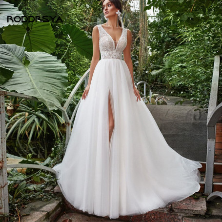 Boho A Line Wedding Dresses V Neck Lace Appliques Sleeveless Backless Robe De Mariée Soft Tulle Bridal Gowns For Women