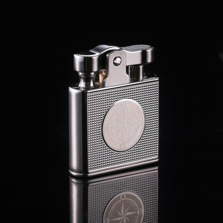 New Windproof Retro Brass Cigar Lighter Cigar Lighter Men Smoking Accessories Gadget Metal Luxury Kerosene Lighter Waterproof