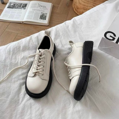 New College Style Small Leather Shoes for Women's Retro Fashion Lace up Cute Single Shoes