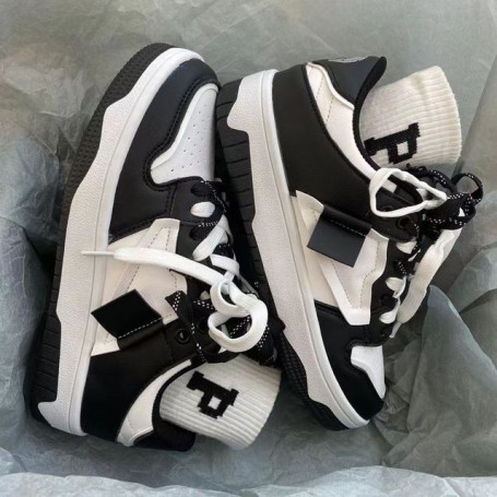 Small Couple Casual Board Shoes Trend Harajuku Retro Student Breathable Sports Shoes Men's and Women's