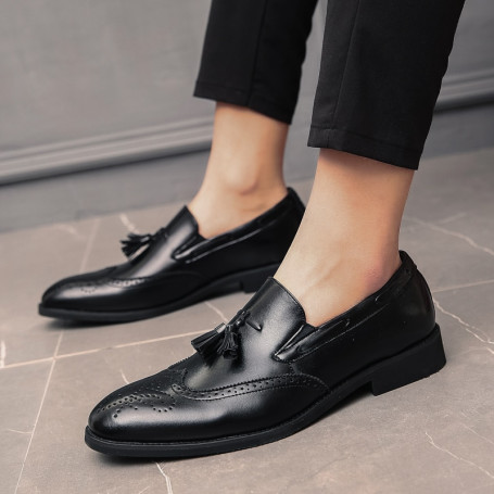 Tassel Carving Loafer Shoes Men Slip on Driving Moccasins Comfortable Leather Shoes
