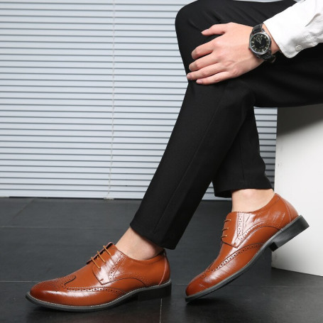 High Quality Genuine Leather Men Brogues Shoes Lace-Up Business Dress Men Oxfords Formal Shoes
