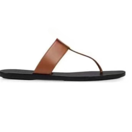 Ladies Slippers Metal Trim Leather Luxury Slippers Outdoor Flip Flops