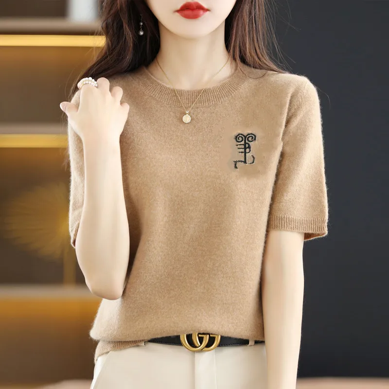 Summer New Round Neck Korean Soft Fashion Embroidery T-Shirt Women's Knitted Sweater Loose And Elegant Short Sleeve Pullover