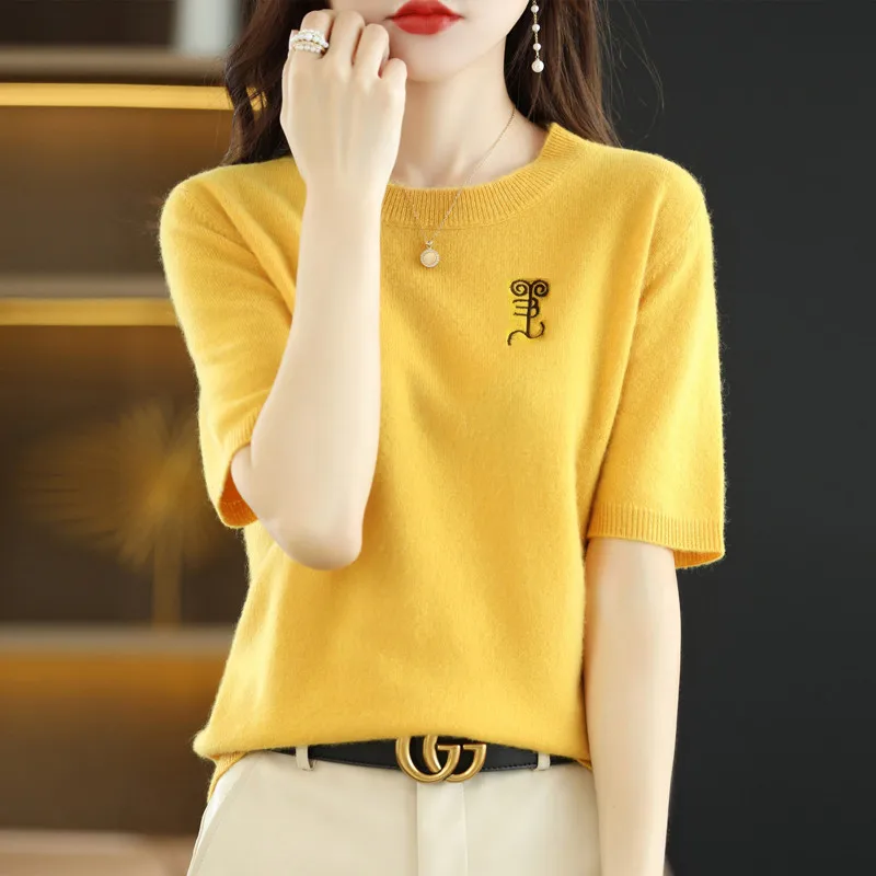 Summer New Round Neck Korean Soft Fashion Embroidery T-Shirt Women's Knitted Sweater Loose And Elegant Short Sleeve Pullover