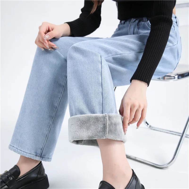 Women Thermal Jeans Winter Snow Warm Beige Jeans Lady Thicken Quality Denim Pants Fleece Corduroy Straight Wide Leg Trousers