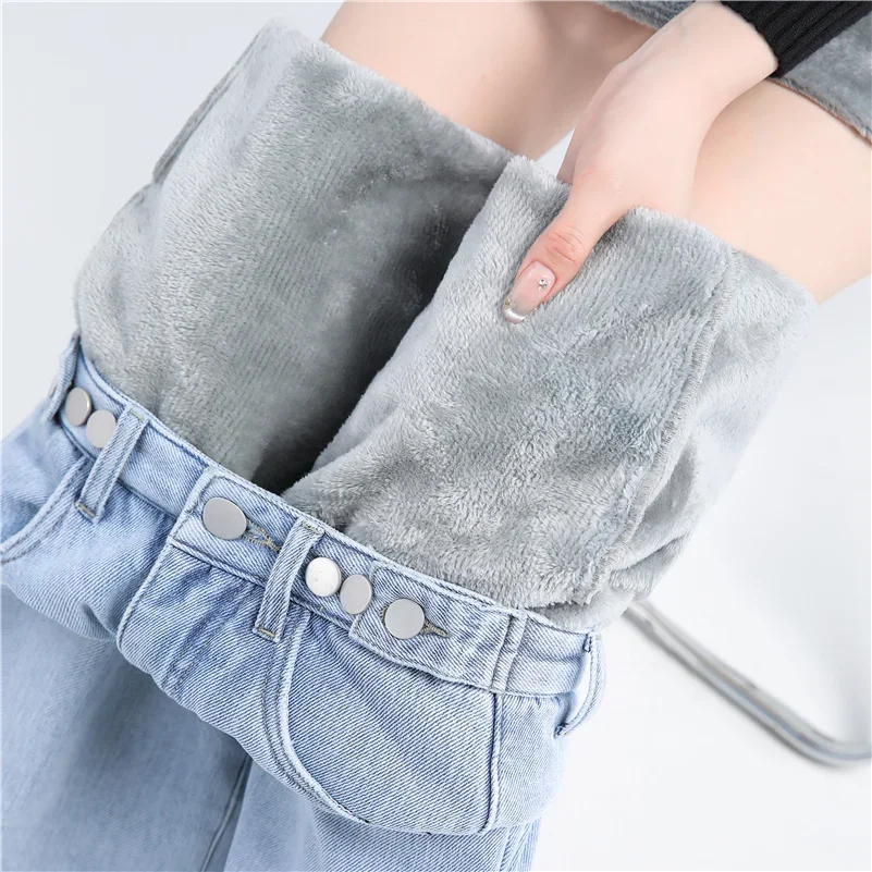 Women Thermal Jeans Winter Snow Warm Beige Jeans Lady Thicken Quality Denim Pants Fleece Corduroy Straight Wide Leg Trousers