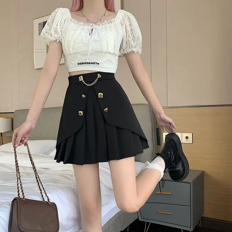 Women Solid Chain Slim Pleated Skirt New Fashion Streetwear A-line Black White High Waist Mini Skirts