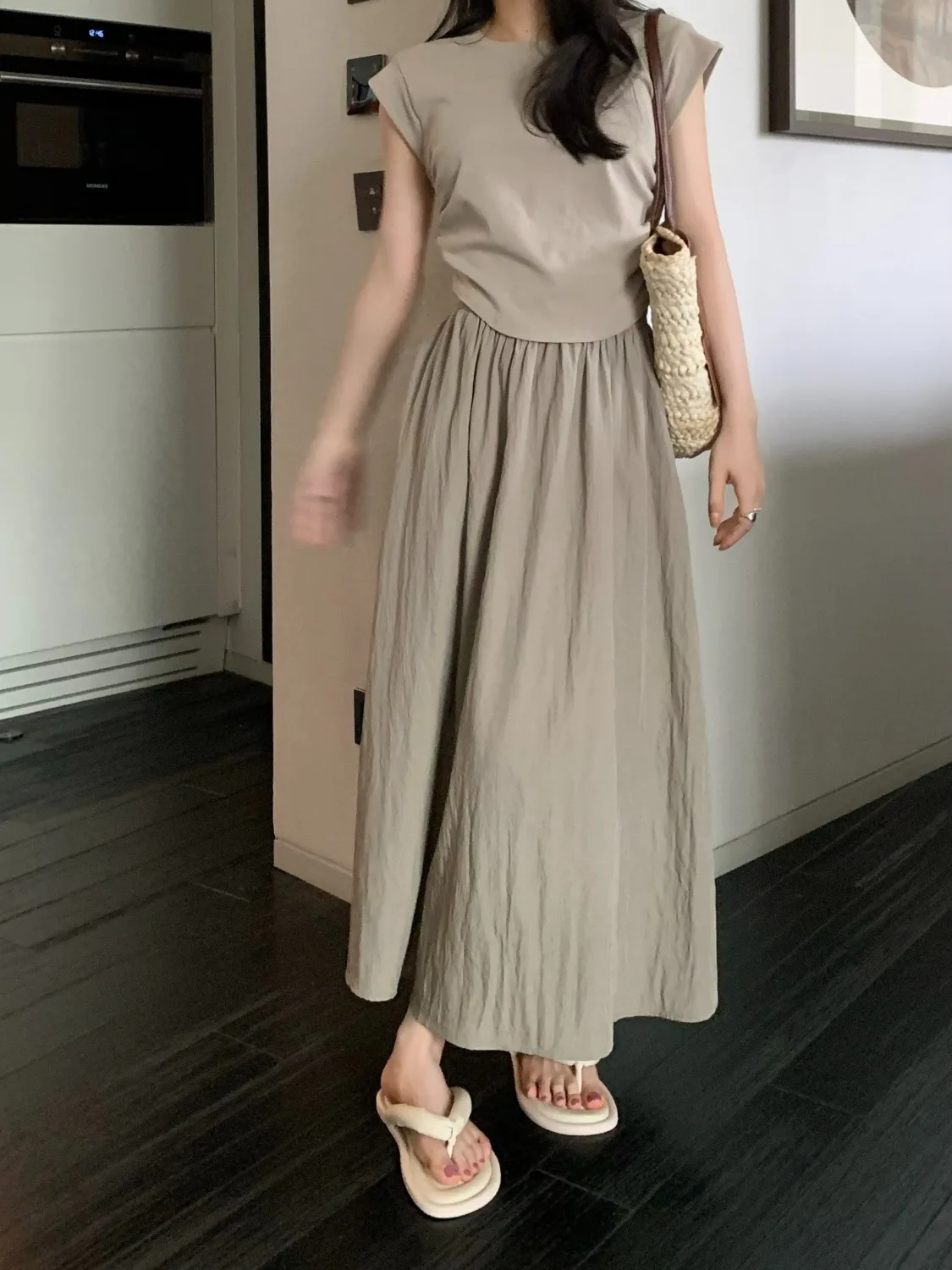 Women Long Skirts Folds Design Elegant Simple All-match High Waist Clothes