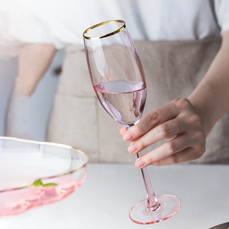 Luxury Pink Wine Glass Ice Cream Beer Whisky Cup Cocktail Champagne Glass Home Kitchen Goblet Golden Edge Crystal Glass Wine Set