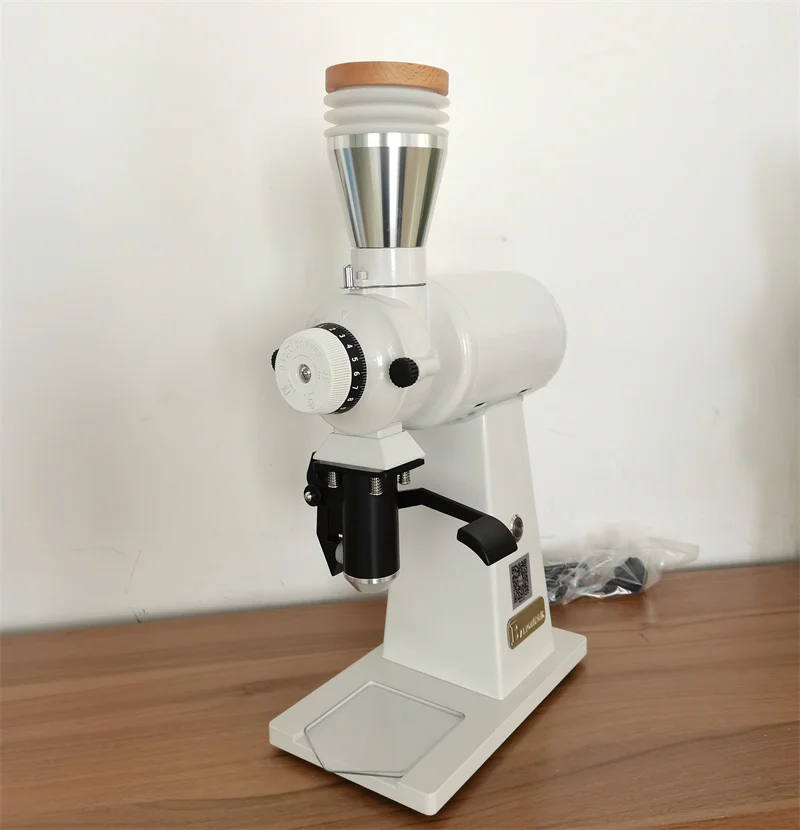 Professional Electric Coffee Grinder 90mm burr Espresso Coffee Bean Grinding Machine 1-20 Gear Adjustment