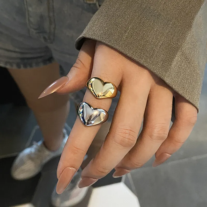 XIYANIKE Silver Color  Trend Creative New Love Heart Shaped Gold Ring Light Luxury Metallic Texture Girls Jewelry Couple