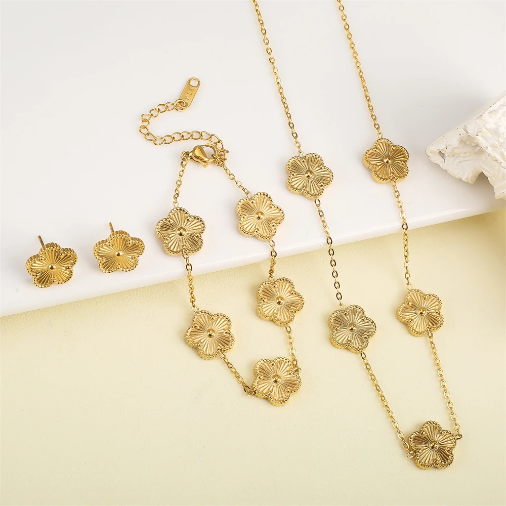 Metal Plum Blossom New plant Five-Leaf Flower Creative Bracelet Necklace Earrings Set Women's Luxury Stainless Steel Clover Jewe