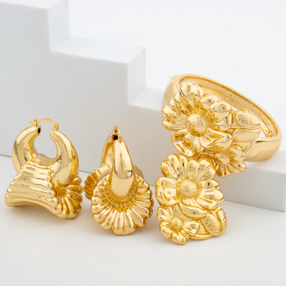 2024 Trend Jewelry Set for Women Dangle Earrings and Bangle Ring Weddings Bride Jewelry Set Engagement Party Earrings Accessory