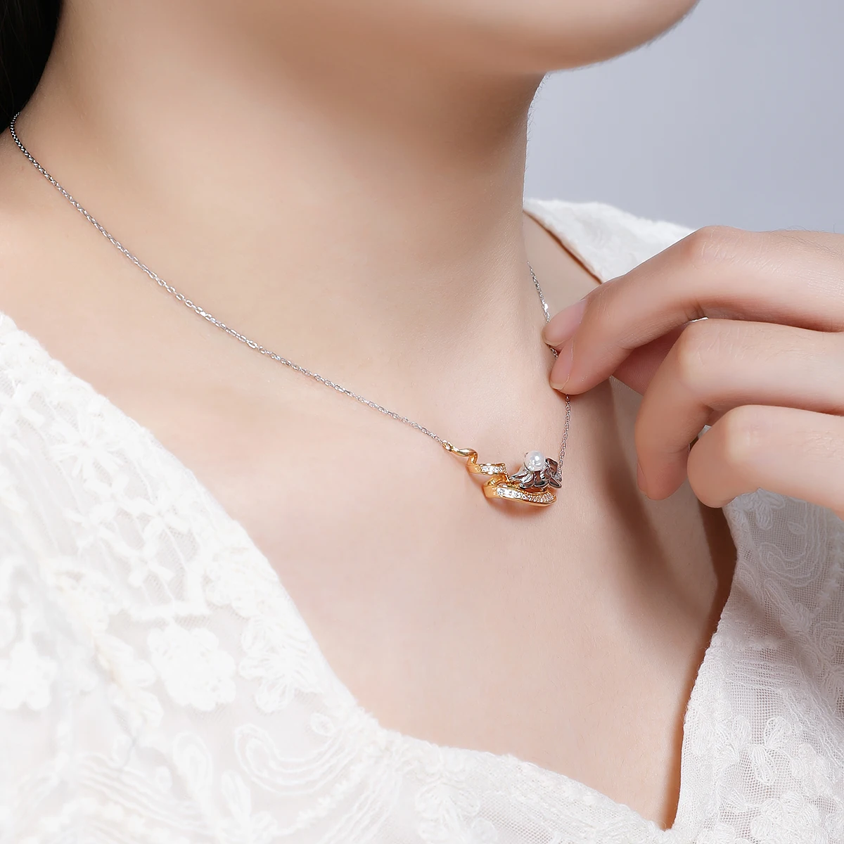 HAIKE S925 Sterling Silver Necklace Original Jade Rabbit Moon Neckchain Unique Two tone Design Collar Length 40cm+5cm for Women