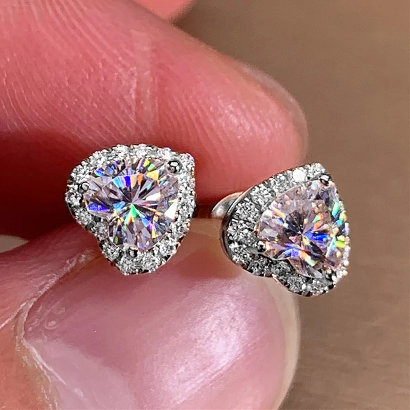 Huitan Romantic Women's Heart Stud Earring 3 Color Simple Stylish Girl Love Earring Gift Brilliant Cubic Zirconia Luxury Jewelry