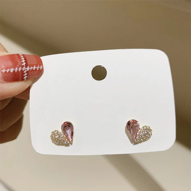 Fashion Personalized Stud Earrings Crystal Studded Heart Earrings for Women Charm Sparkle Luxury Designer Jewelry