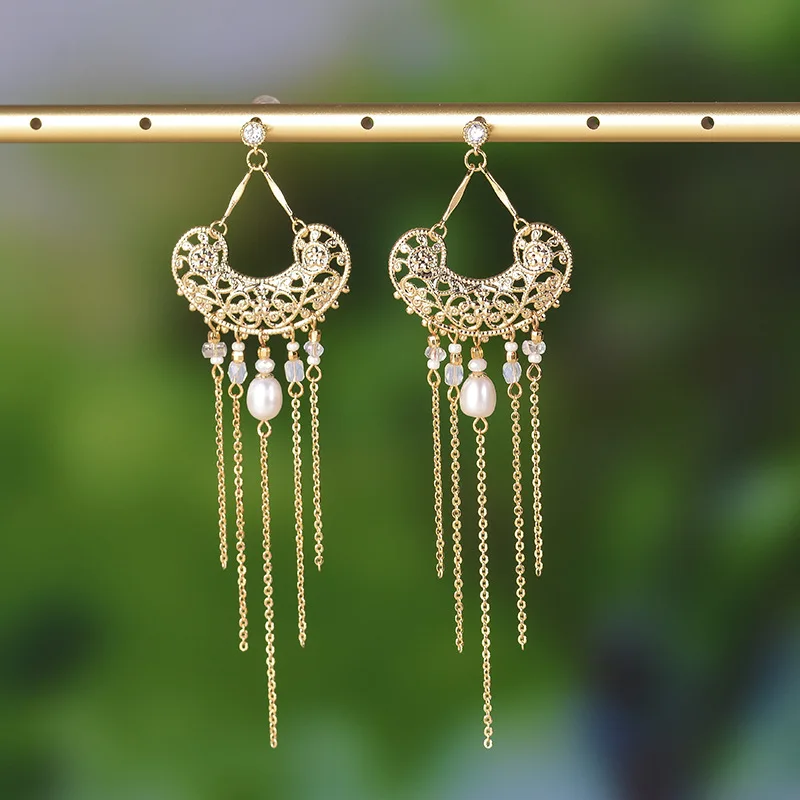Exquisite Jewelry Women's Charm Zircon Silver Needle Not Allergic Classic Retro French Texture Long Tassel Inlaid Pearl Earrings