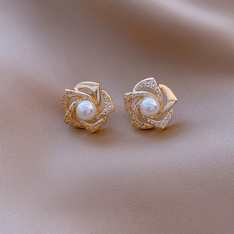 Korean Exquisite Pearl Flower Stud Earrings For Women Full Rhinestone Flower Earrings Girls Wedding Party Fashion Jewelry Gifts