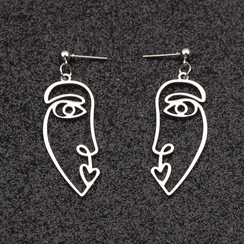 Abstract Design Hollow Out Face Drop Earrings for Women Personality Vintage Statement Dangle Earrings Party Punk Goth Jewelry