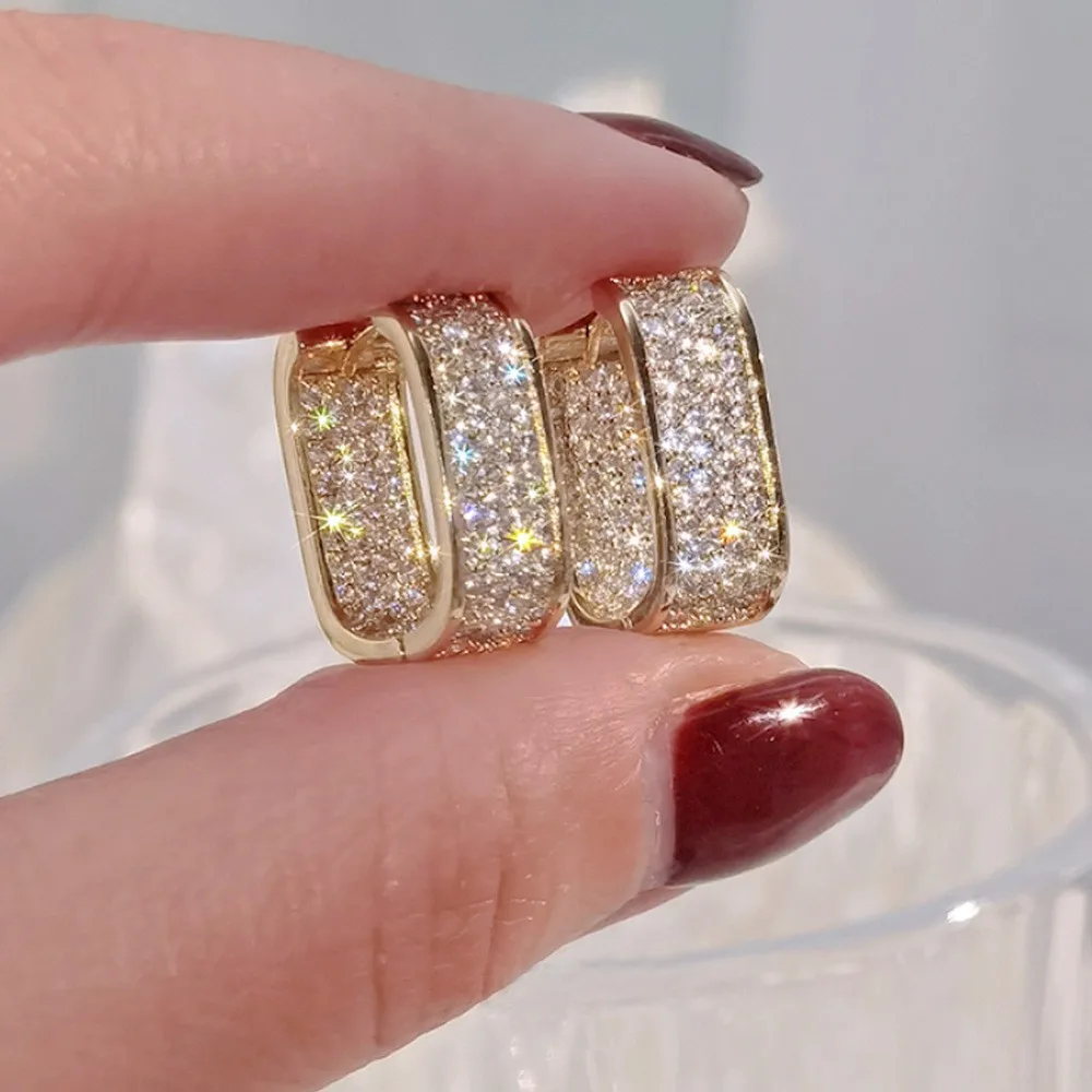 Sparkling Zirconia Square Earrings for Women Luxury Designers with High Sense Wedding Party Jewelry Gifts New Style