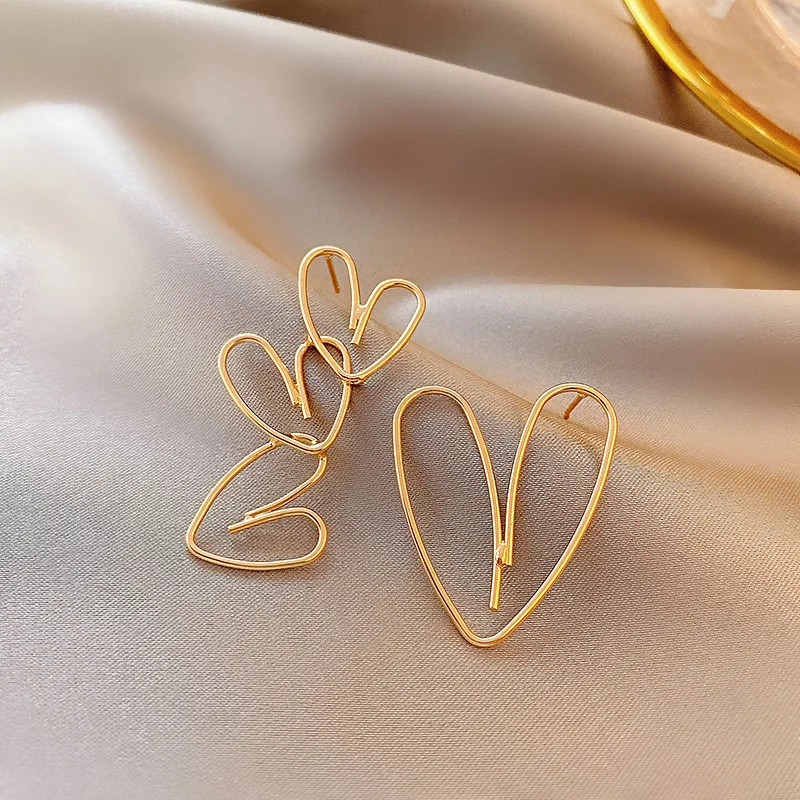 Vintage Asymmetry Heart Statement Earrings for Women Fashion Gold Color Geometric Enamel Matel Earrings Trend Party Jewelry Gift
