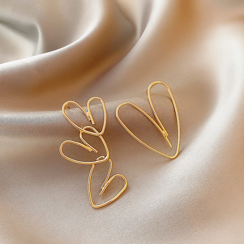 Vintage Asymmetry Heart Statement Earrings for Women Fashion Gold Color Geometric Enamel Matel Earrings Trend Party Jewelry Gift