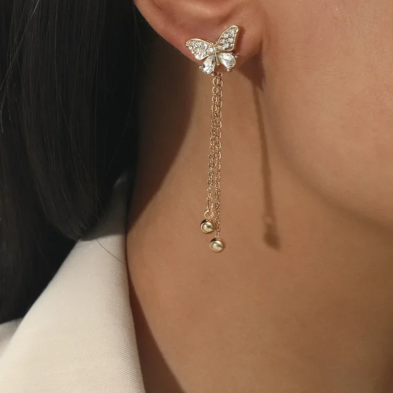 new pattern Korean Elegant Cute Rhinestone Butterfly Stud Earrings For Women Girls Fashion Metal Chain  Jewelry Gifts