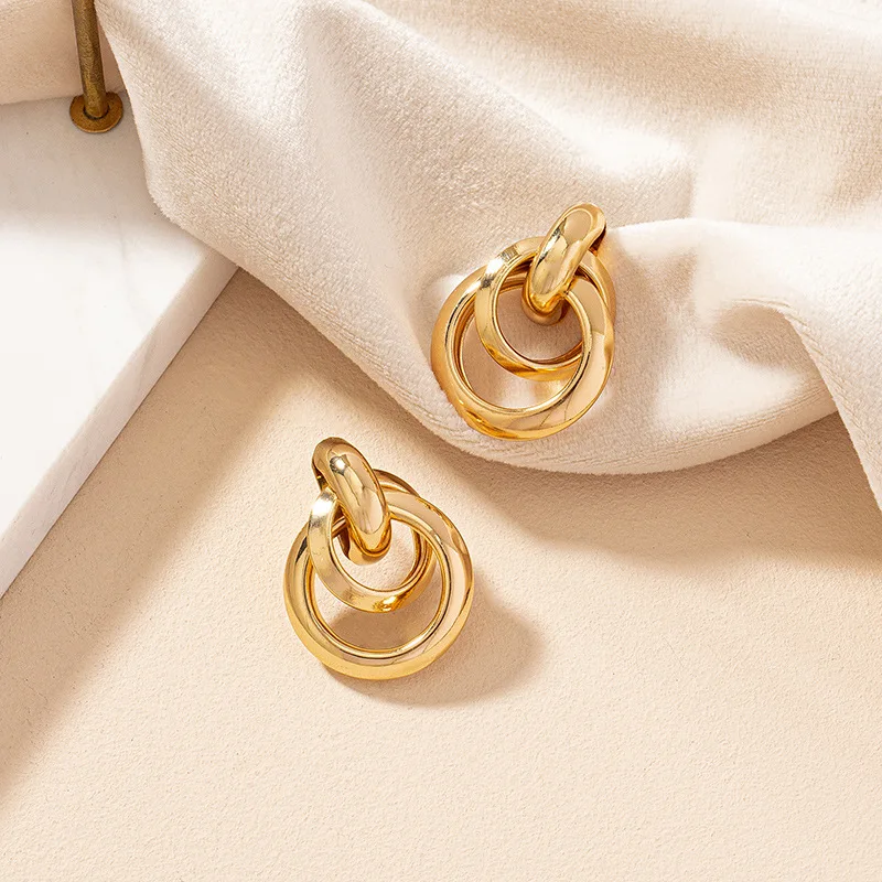 Geometric Circle Metal Stud Earrings For Women Party Gift OL Holiday Fashion Jewelry Ear Accessories DE038