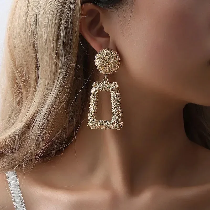 Vintage Gold Color Exaggerated Big Water Dangle Earrings for Women Female Geometric Waterdrop Hanging Earring Fashion Jewelry