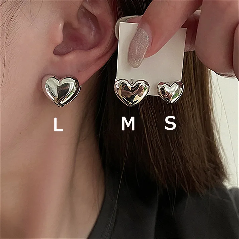 New Fashion Simple Small Medium Large Heart Earrings For Women Designer Hoops Earring Delicate Party Jewelry Gifts