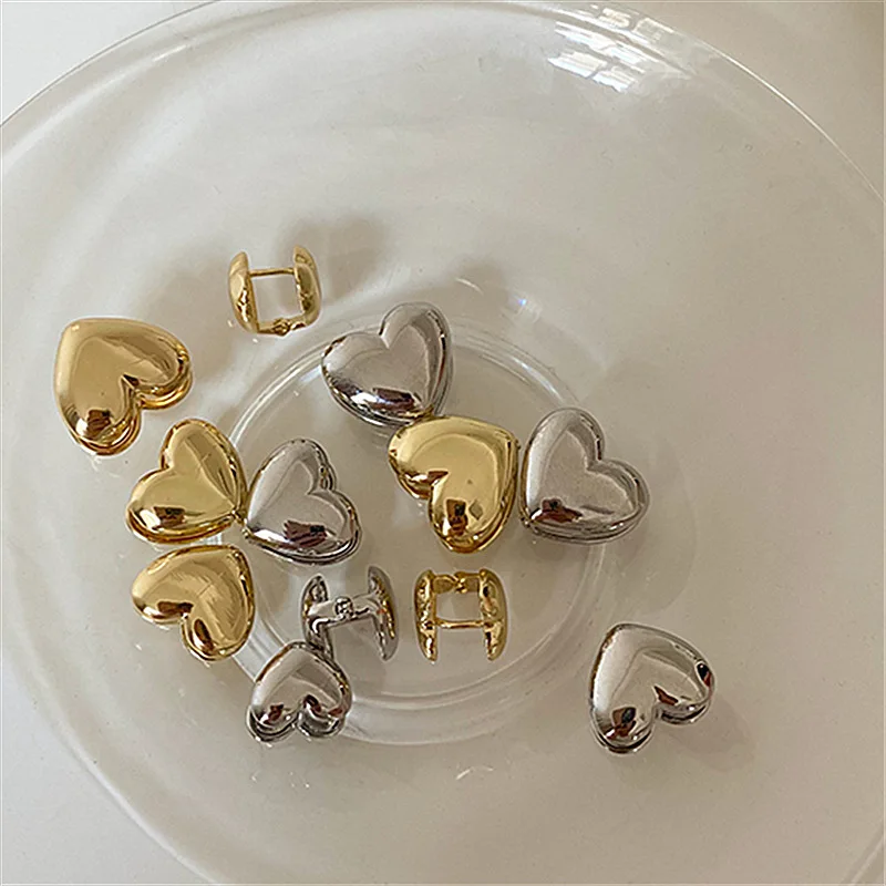 New Fashion Simple Small Medium Large Heart Earrings For Women Designer Hoops Earring Delicate Party Jewelry Gifts