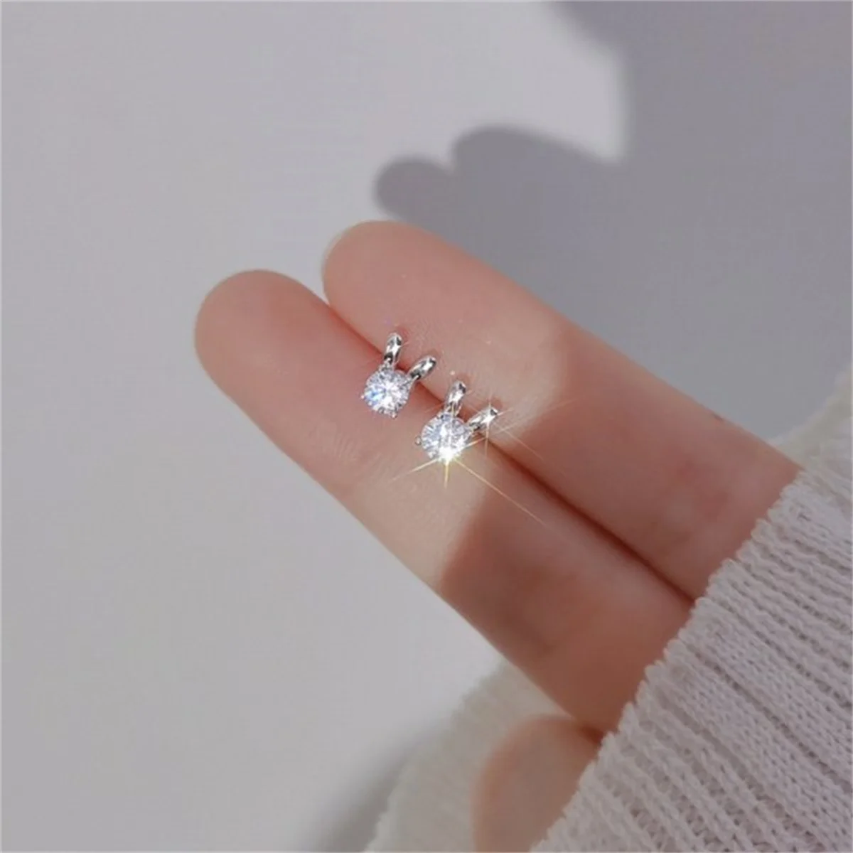 Mini Simple Geometric Cross Stud Earrings for Women Girls Hollow Rose Flower Earring Korean Piercing Jewelry Gifts Accessories