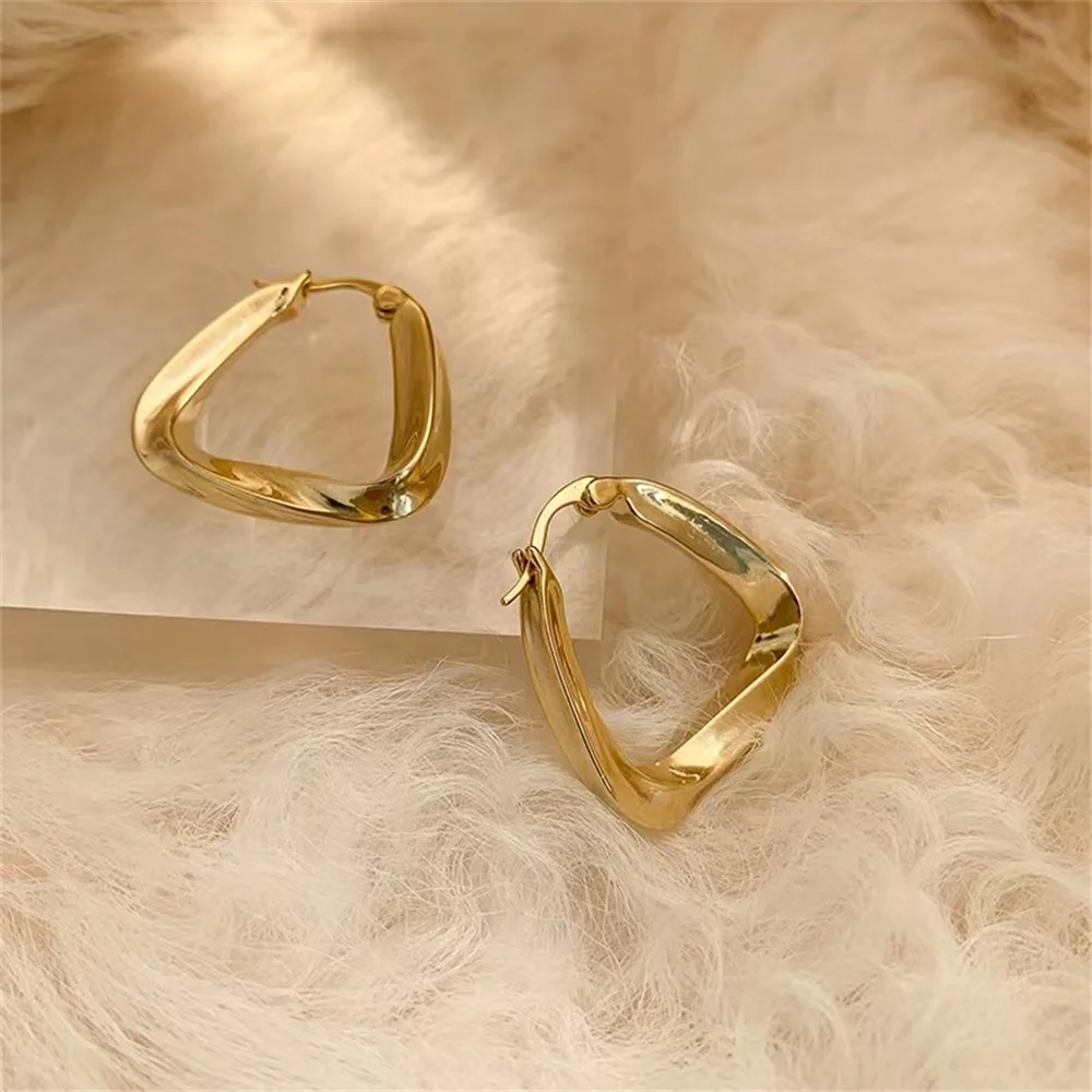 Retro Minimalist Square Earrings Golden Geometry Stud Earrings Cold Wind Fashion Earring for Women Opening  Jewelry Accessories