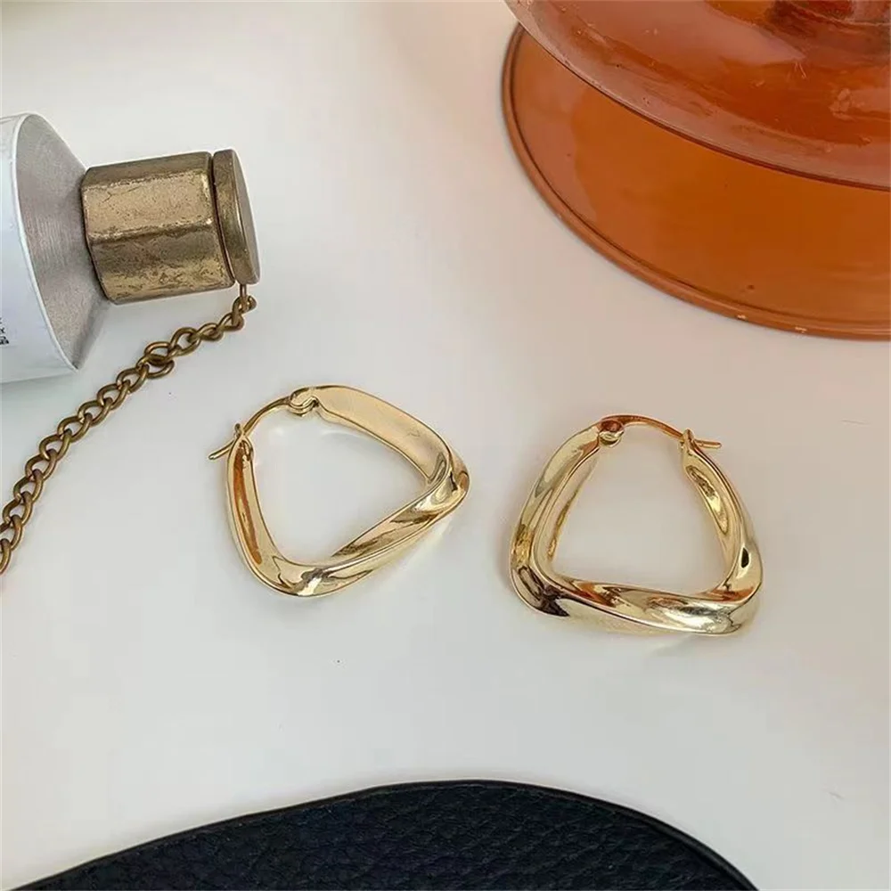 Retro Minimalist Square Earrings Golden Geometry Stud Earrings Cold Wind Fashion Earring for Women Opening  Jewelry Accessories