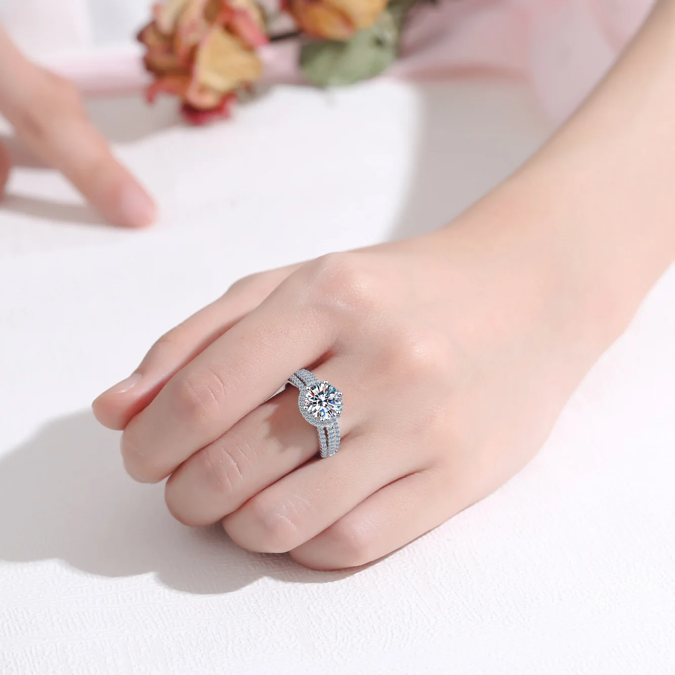 3.0 Carats Moissanite luxury Wedding Ring Round Brilliant Diamond Halo Engagement Rings For Women Bridal Jewelry Include Box