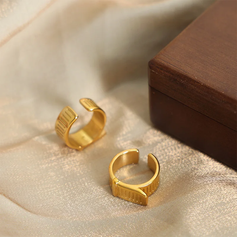 Vintage Women's Open Ring INS Vintage Personality Wild Wide Edition Ring Punk Cool Jewelry
