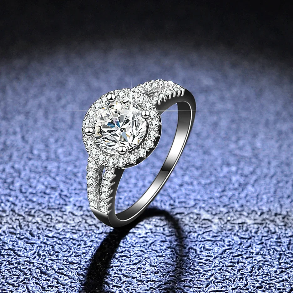 Women White Gold Diamond Ring V Round Wrap 25 Sterling Silver Rings Diamond Set One Carat Ring Jewelry PT950