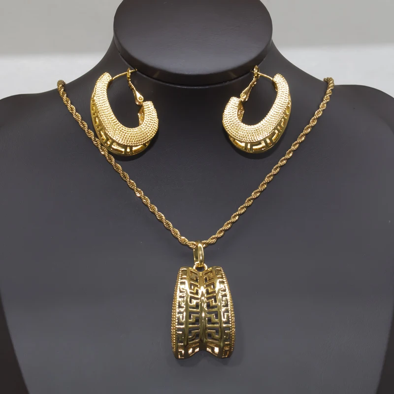 Women Gold Color Jewelry Set Stereoscopic Drop Earrings and Pendant with Necklace Fashion Accessories